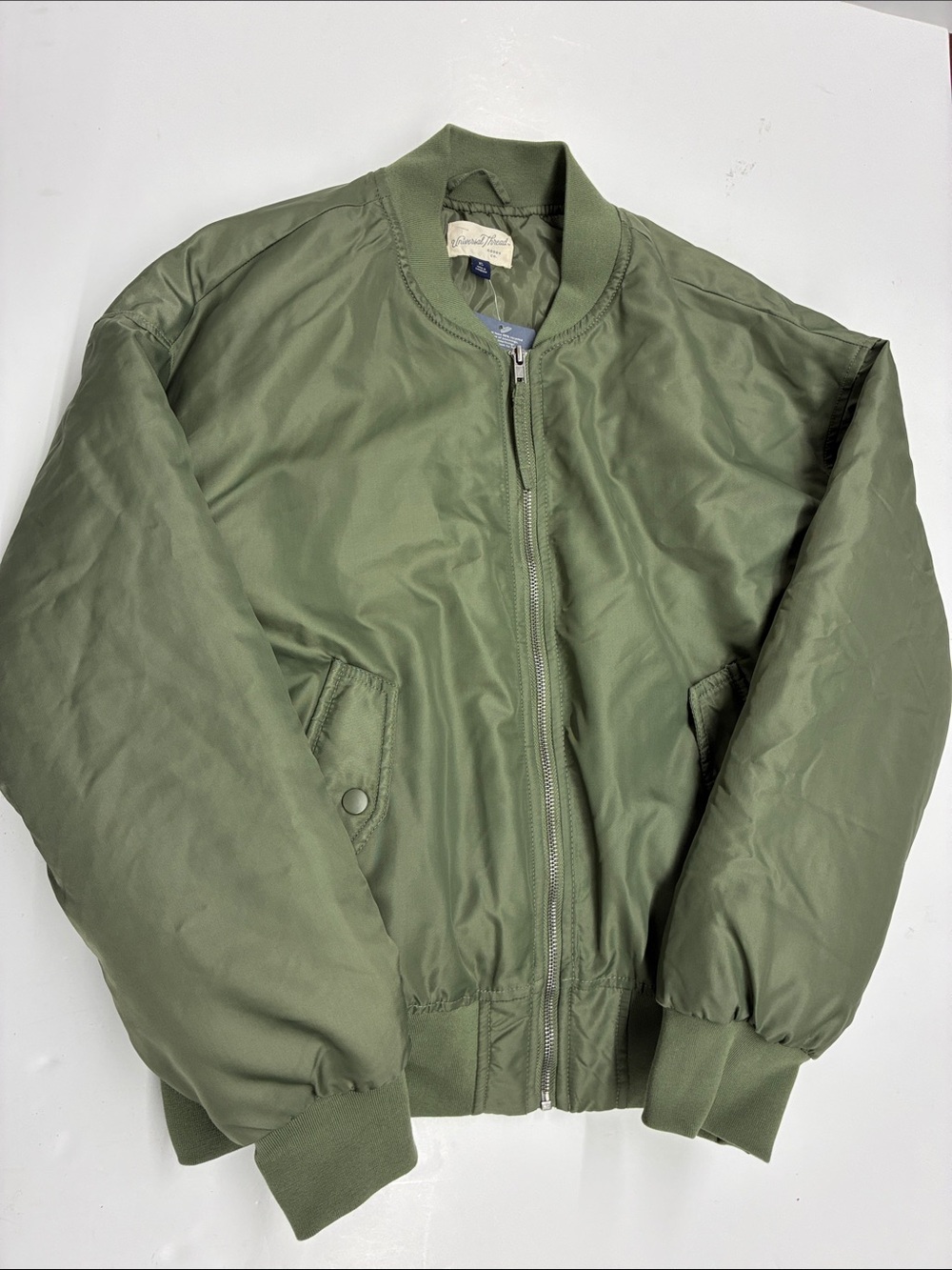 NEW Universal Thread Women’s Satin Olive Green Bomber Jacket